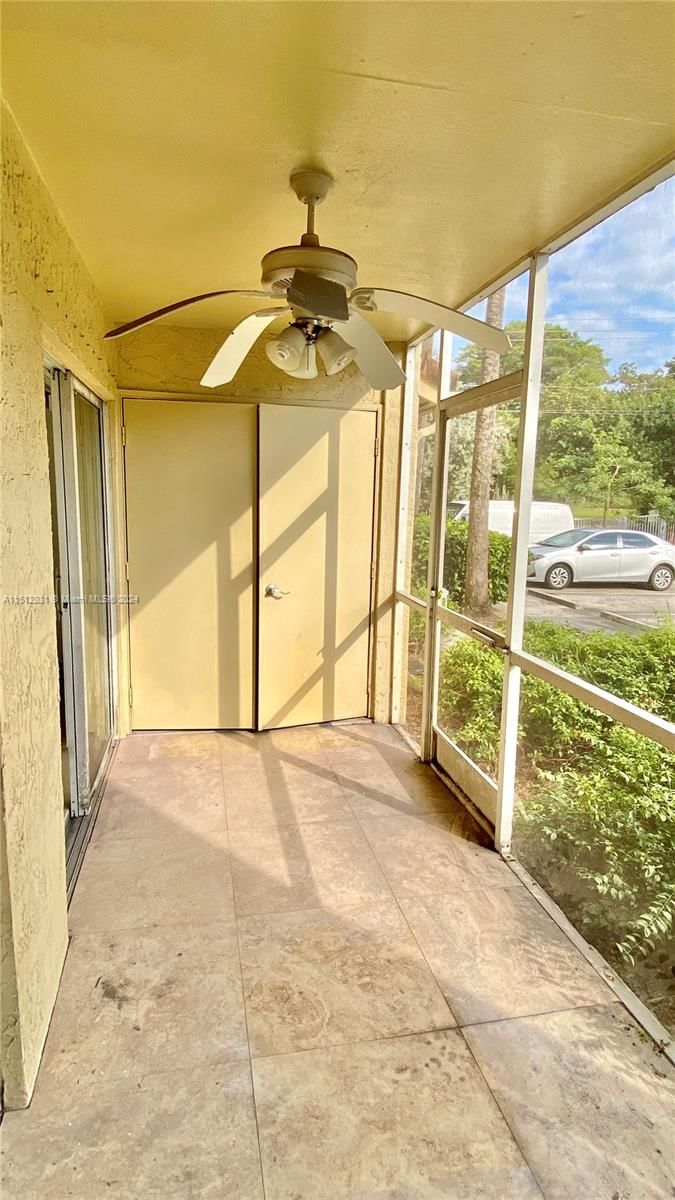Real estate property located at 470 Park Rd #7-107, Broward, Pinehurst Club Condo, Hollywood, FL