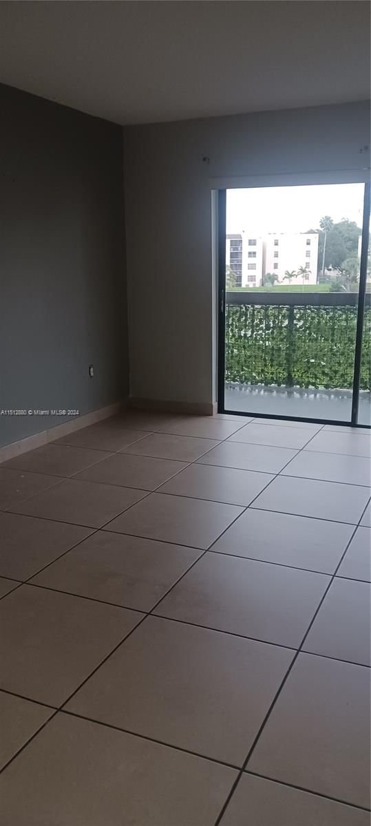 Real estate property located at 1300 122nd Ave #311B-2, Miami-Dade County, PENINSULA AT INTL GARDENS, Miami, FL