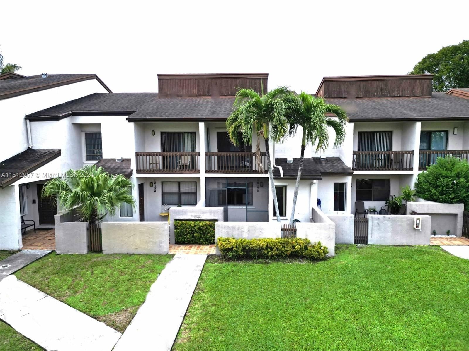 Real estate property located at 10178 41st St #98-9, Miami-Dade County, VILLAS OF AMBERWOOD CONDO, Doral, FL