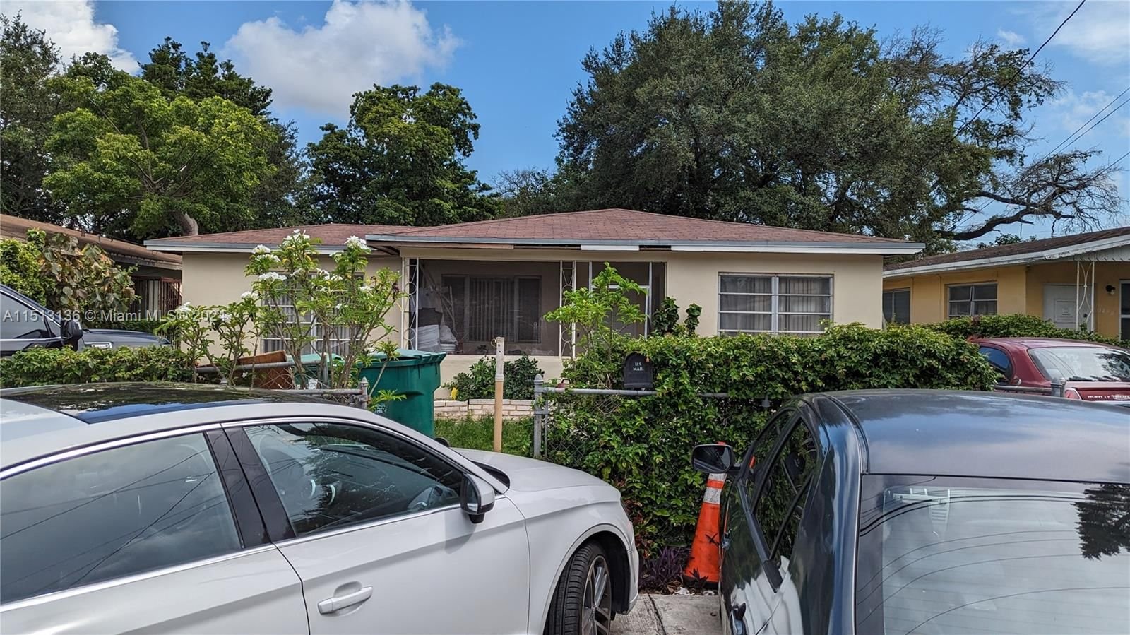Real estate property located at , Miami-Dade County, SEMINOLE LAWNS, Miami, FL