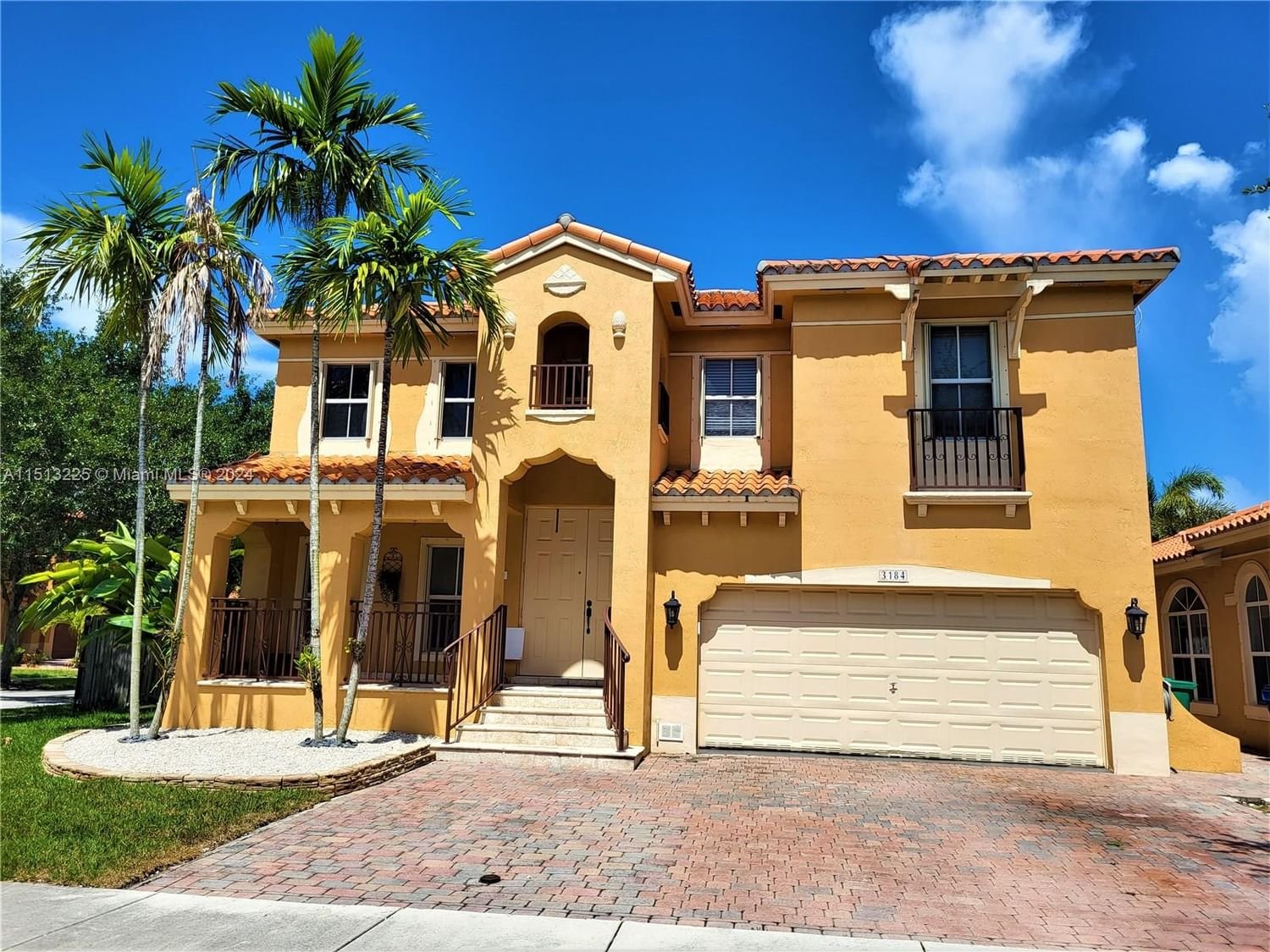 Real estate property located at 3184 154th Pl, Miami-Dade County, EGRET LAKES ESTATES SEC 7, Miami, FL