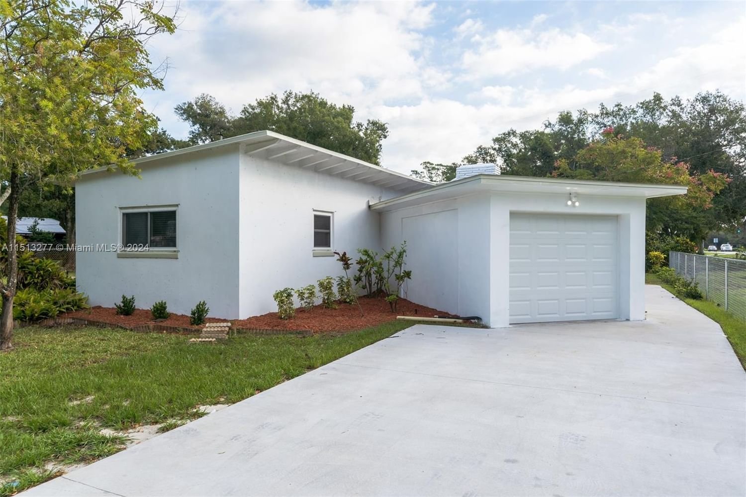 Real estate property located at 5836 26th St, Indian River County, PINE-METTO PARK, Vero Beach, FL