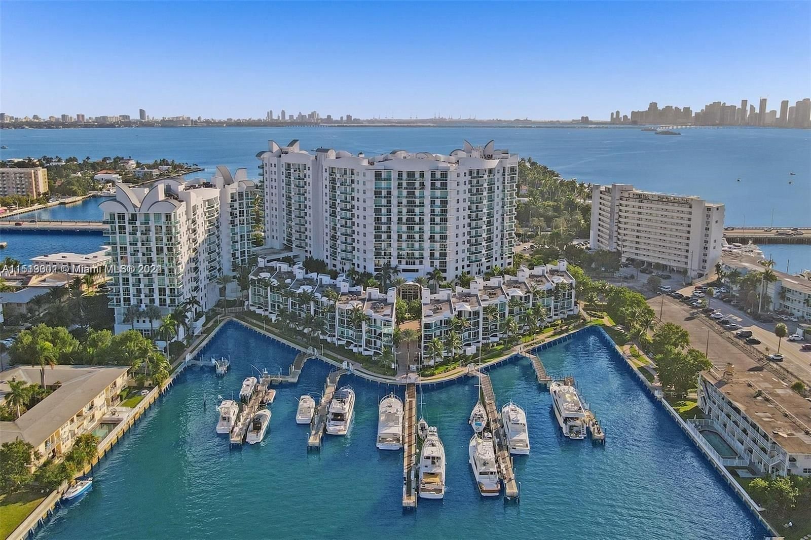 Real estate property located at 7900 Harbor Island Dr #1105, Miami-Dade County, 360 CONDO A, North Bay Village, FL