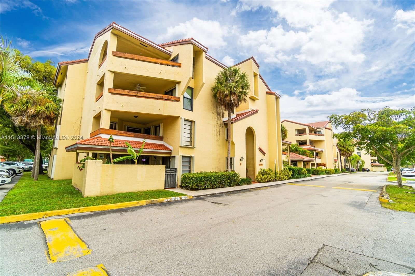 Real estate property located at 8800 123rd Ct J-106, Miami-Dade County, KENLAND BEND NORTH CONDO, Miami, FL