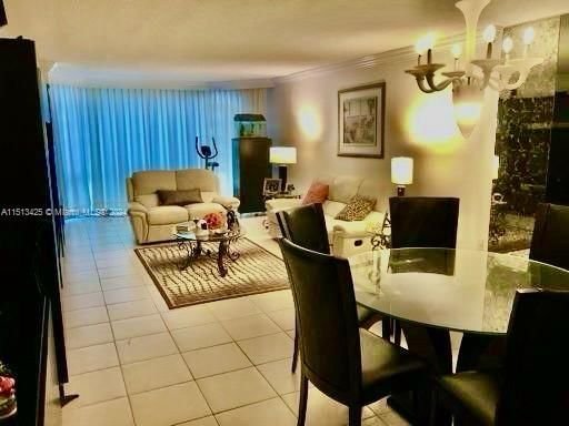 Real estate property located at 1401 191st St D101, Miami-Dade County, ROLLING GREEN CONDO D, Miami, FL