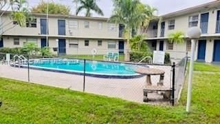 Real estate property located at 3901 112th Ave #12, Miami-Dade County, VILLAS OF WEST BIRD CONDO, Miami, FL