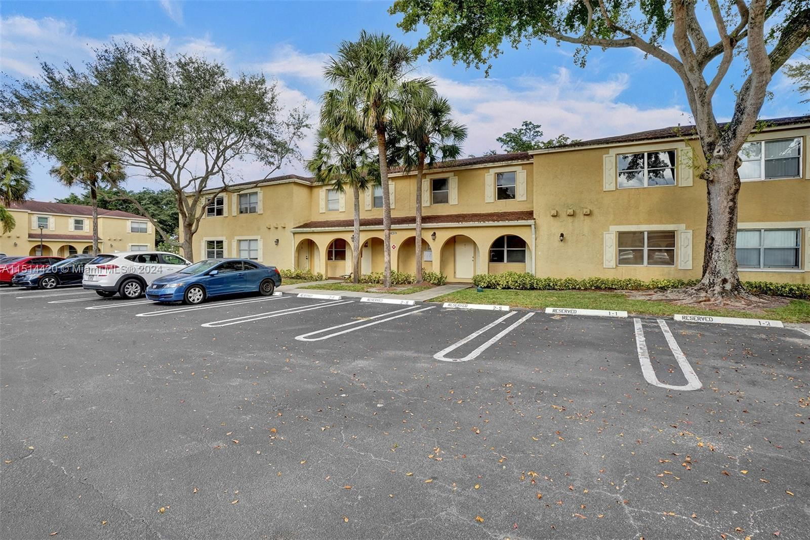 Real estate property located at 10723 La Placida Dr #2-4, Broward County, LA PLACIDA SECTION 1 COND, Coral Springs, FL