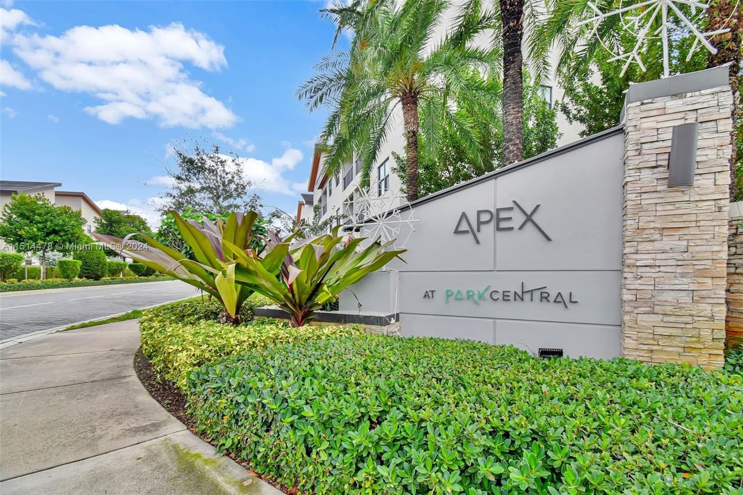 Real estate property located at 8195 104th Ave #2, Miami-Dade County, APEX AT PARK CENTRAL COND, Doral, FL