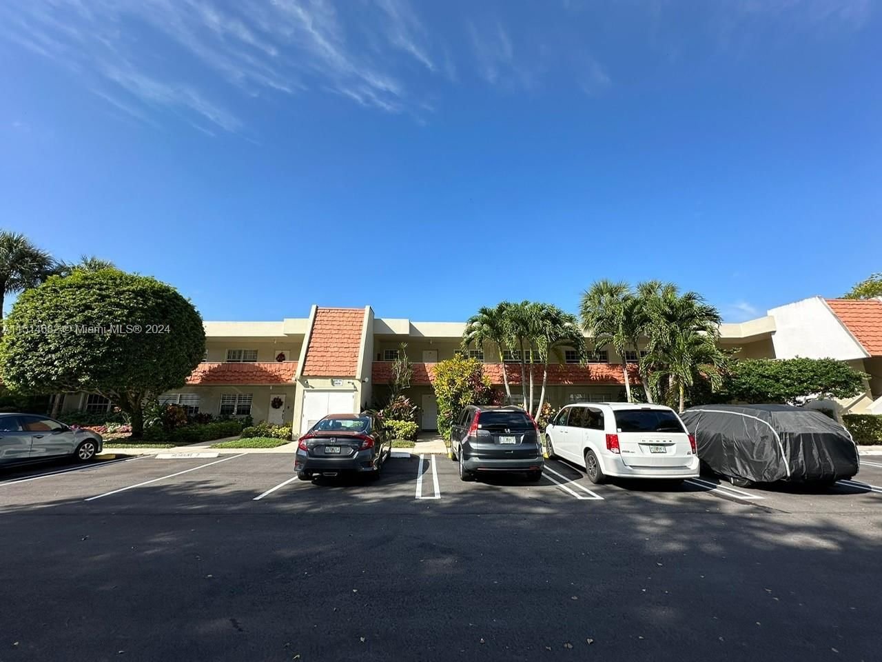 Real estate property located at 905 Cypress Ter #103, Broward County, NO 97 PALM-AIRE COUNTRY C, Pompano Beach, FL