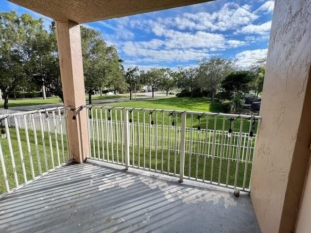Real estate property located at 10650 157th Ct #204, Miami-Dade County, ROYAL PALM PLACE, Miami, FL