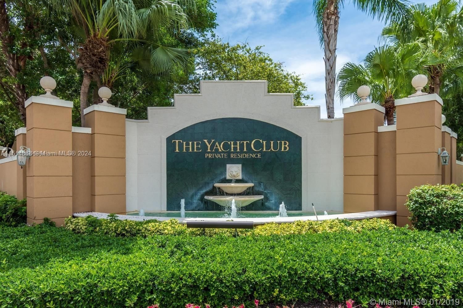 Real estate property located at 19555 Country Club Dr #8307, Miami-Dade County, THE YACHT CLUB AT AVENTUR, Aventura, FL