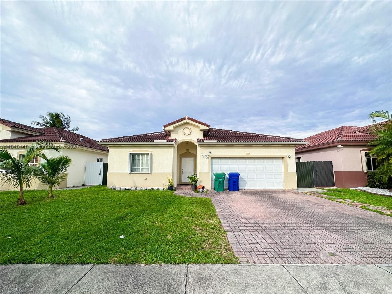 Real estate property located at 22572 103rd Ct, Miami-Dade County, HERFA SUB, Cutler Bay, FL