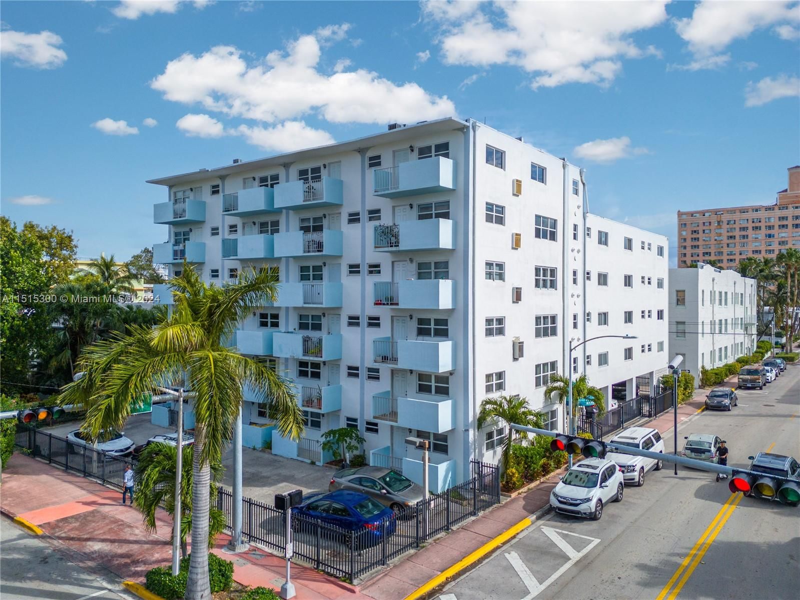 Real estate property located at 801 Meridian Ave #3C, Miami-Dade County, 801 MERIDIAN AVE CONDO AP, Miami Beach, FL