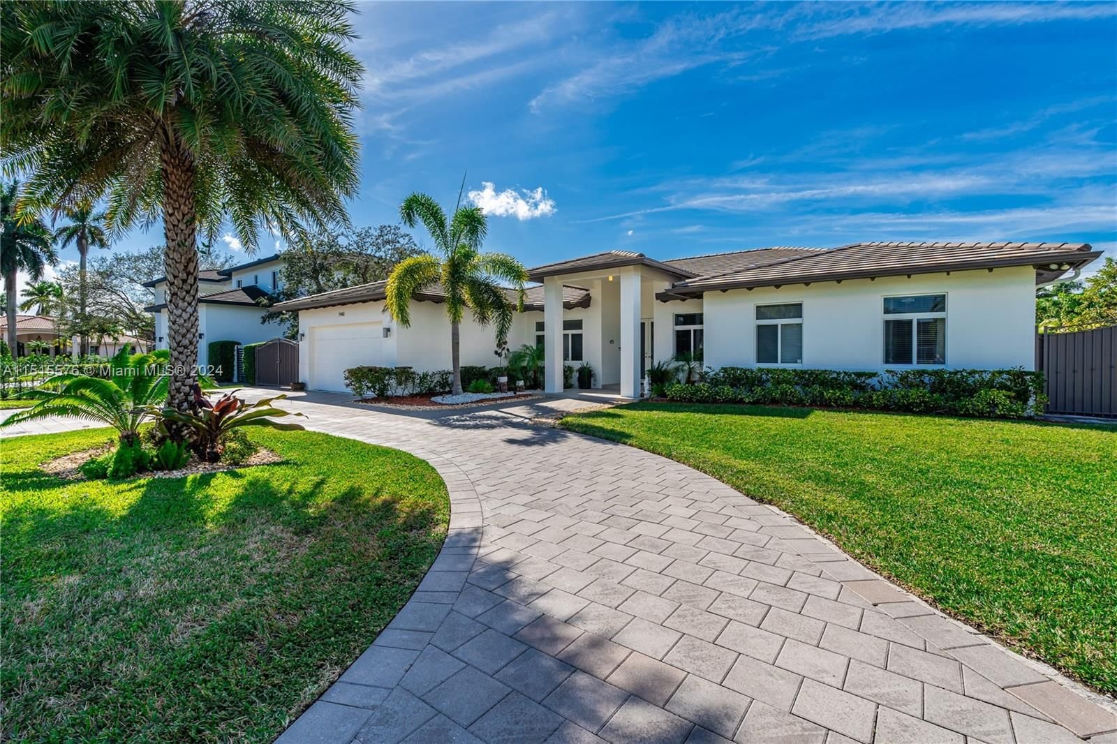 Real estate property located at 7440 124th Ct, Miami-Dade County, RED BERRY ESTATES, Miami, FL