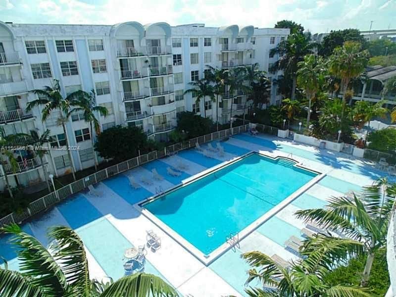 Real estate property located at 488 165th St Rd B-614, Miami-Dade County, MONTECARLO CONDO, Miami, FL