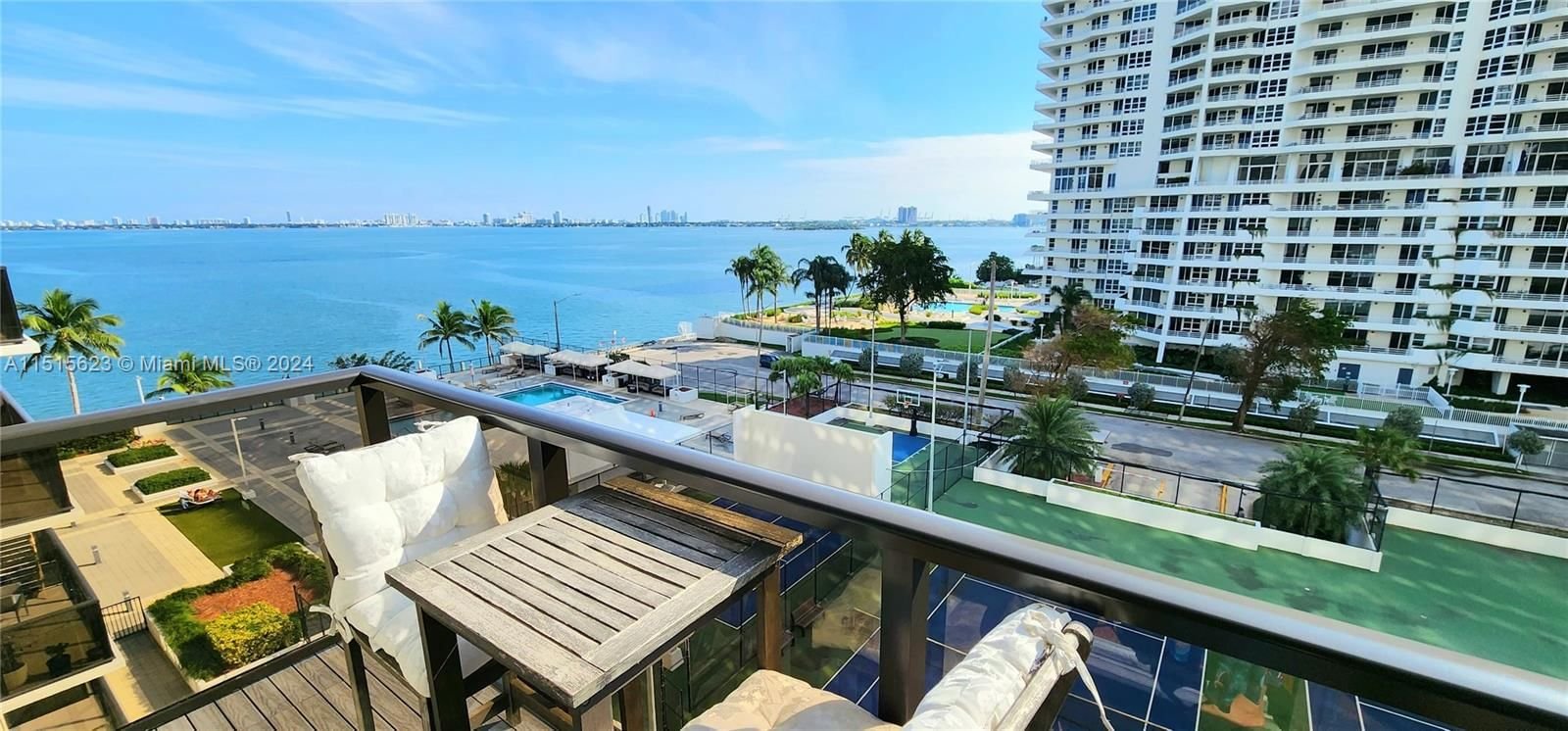 Real estate property located at 600 36th St #604, Miami-Dade County, CHARTER CLUB CONDO, Miami, FL