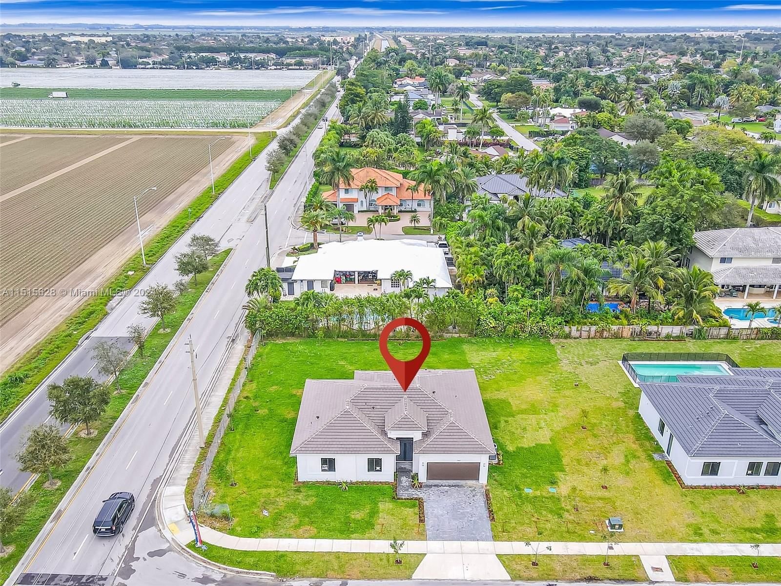 Real estate property located at 15665 158th Ter, Miami-Dade County, Hammocks Estates, Miami, FL