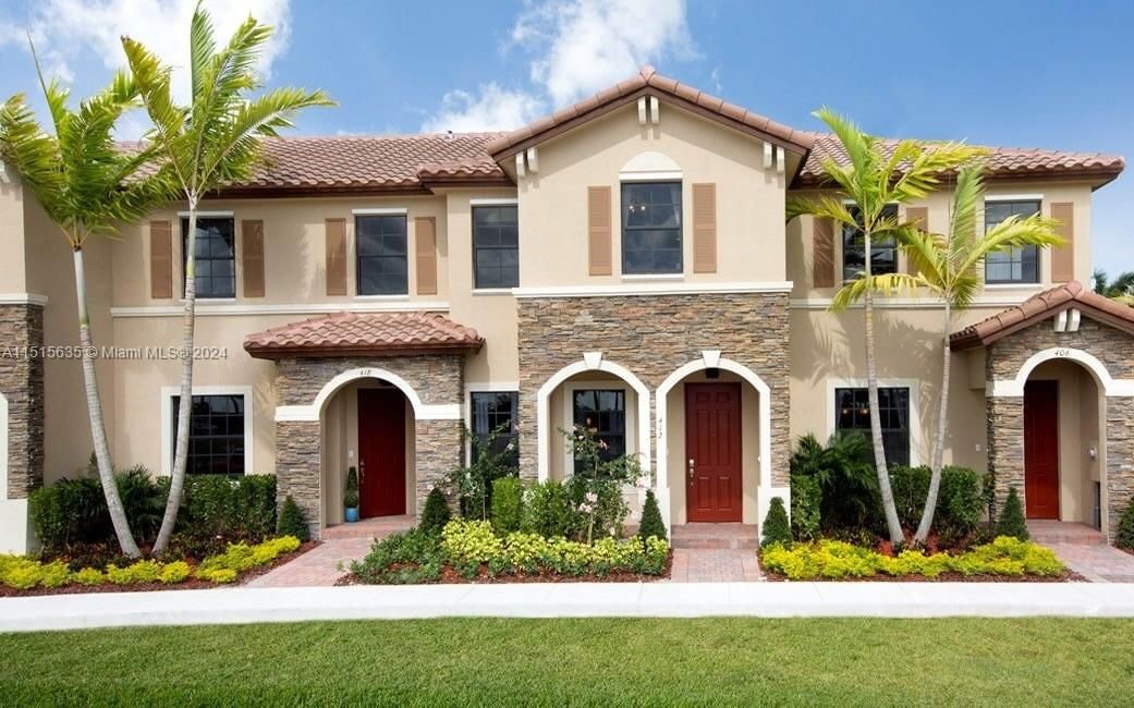Real estate property located at 484 32 Ave, Miami-Dade County, MARTINIQUE, Homestead, FL