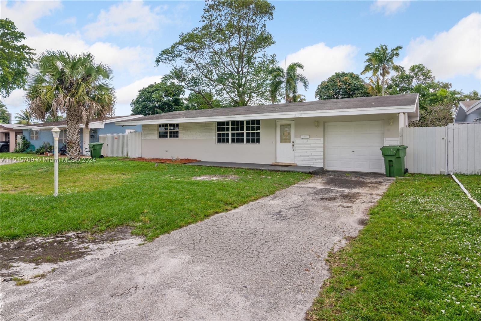 Real estate property located at 8130 12th St, Broward County, BOULEVARD HEIGHTS SEC 9, Pembroke Pines, FL