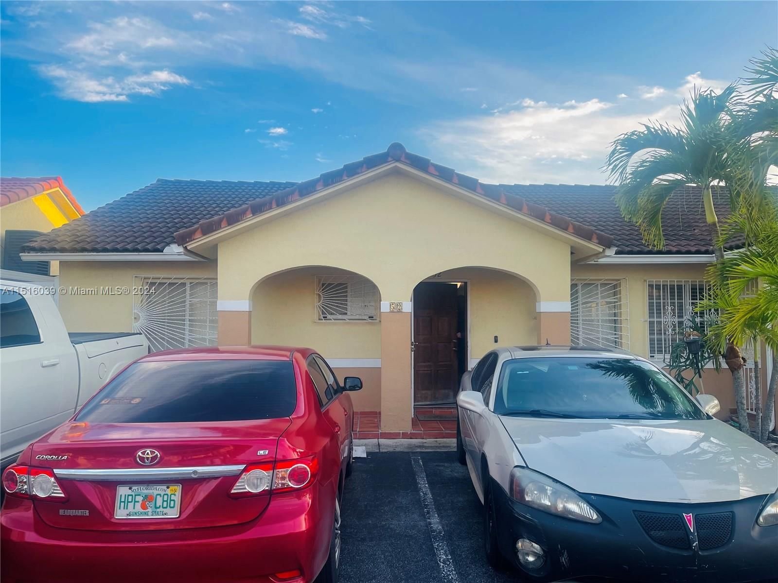 Real estate property located at 7191 24th Ave #52-PH5, Miami-Dade County, WEST PALM GARDENS VILLAS, Hialeah, FL