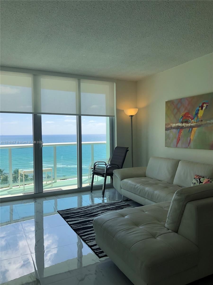 Real estate property located at 3901 Ocean Dr #12X, Broward, TIDES ON HOLLYWOOD BEACH, Hollywood, FL