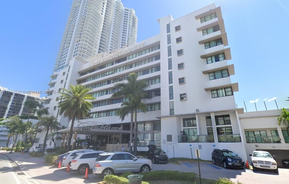 Real estate property located at 6345 Collins Ave #612, Miami-Dade County, THE CASABLANCA CONDO, Miami Beach, FL