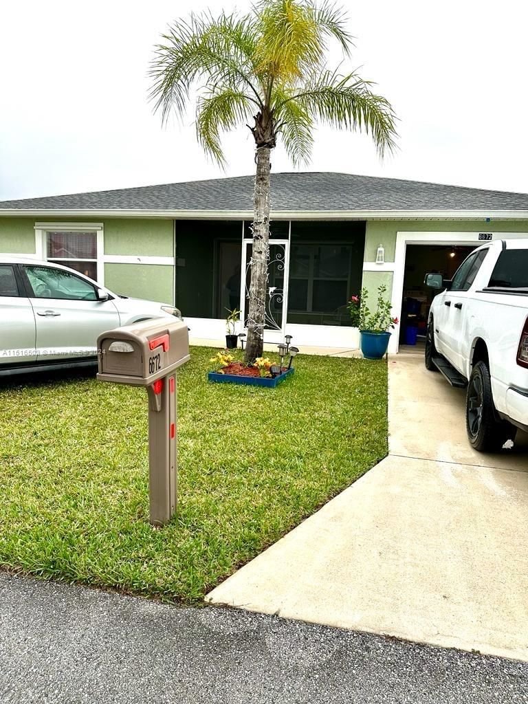 Real estate property located at 6672 Campanilla, St Lucie County, SPANISH LAKES FAIRWAYS NE, Fort Pierce, FL