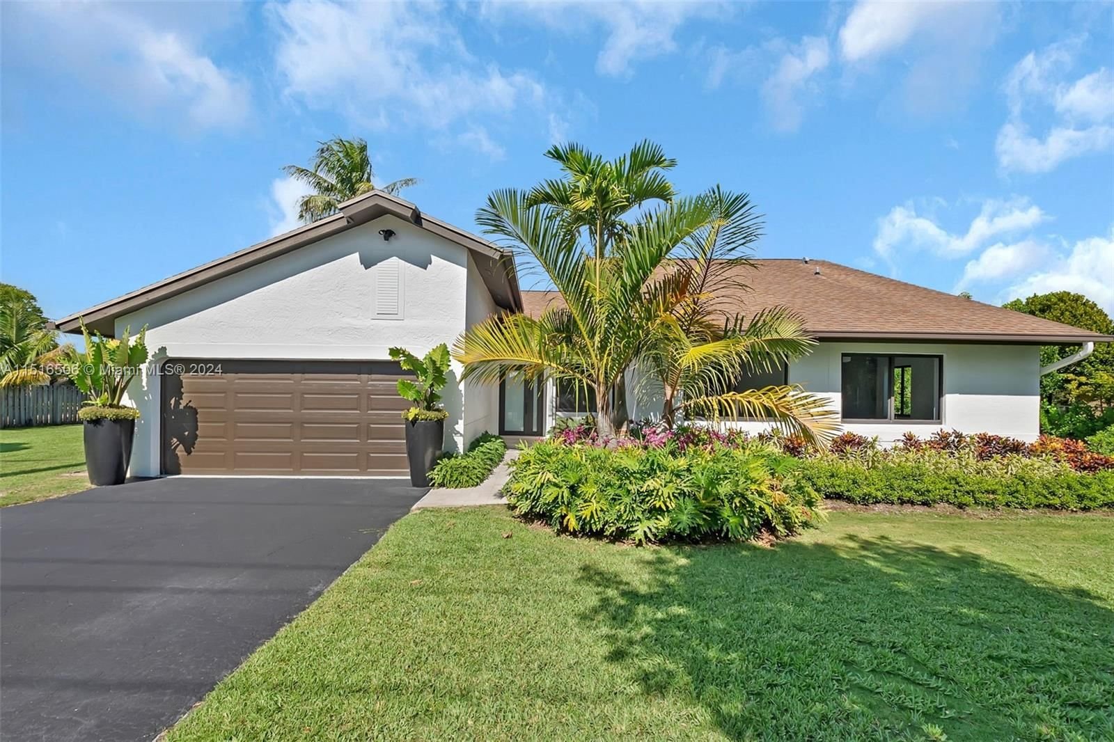 Real estate property located at 8895 152nd St, Miami-Dade County, UNPLATTED, Palmetto Bay, FL