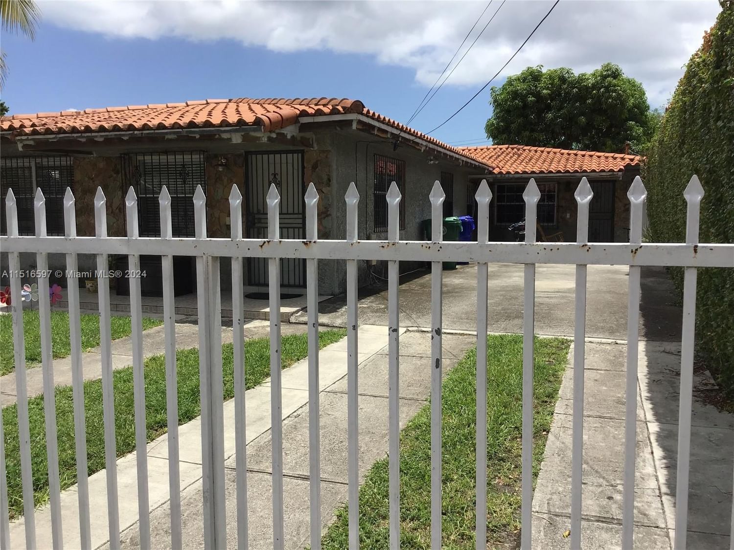 Real estate property located at 3170 17th St, Miami-Dade County, LYNDALE SECOND ADDITION, Miami, FL