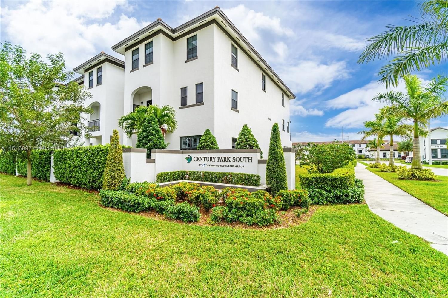 Real estate property located at 15540 136th St #110, Miami-Dade County, CENTURY PARK SOUTH, Miami, FL