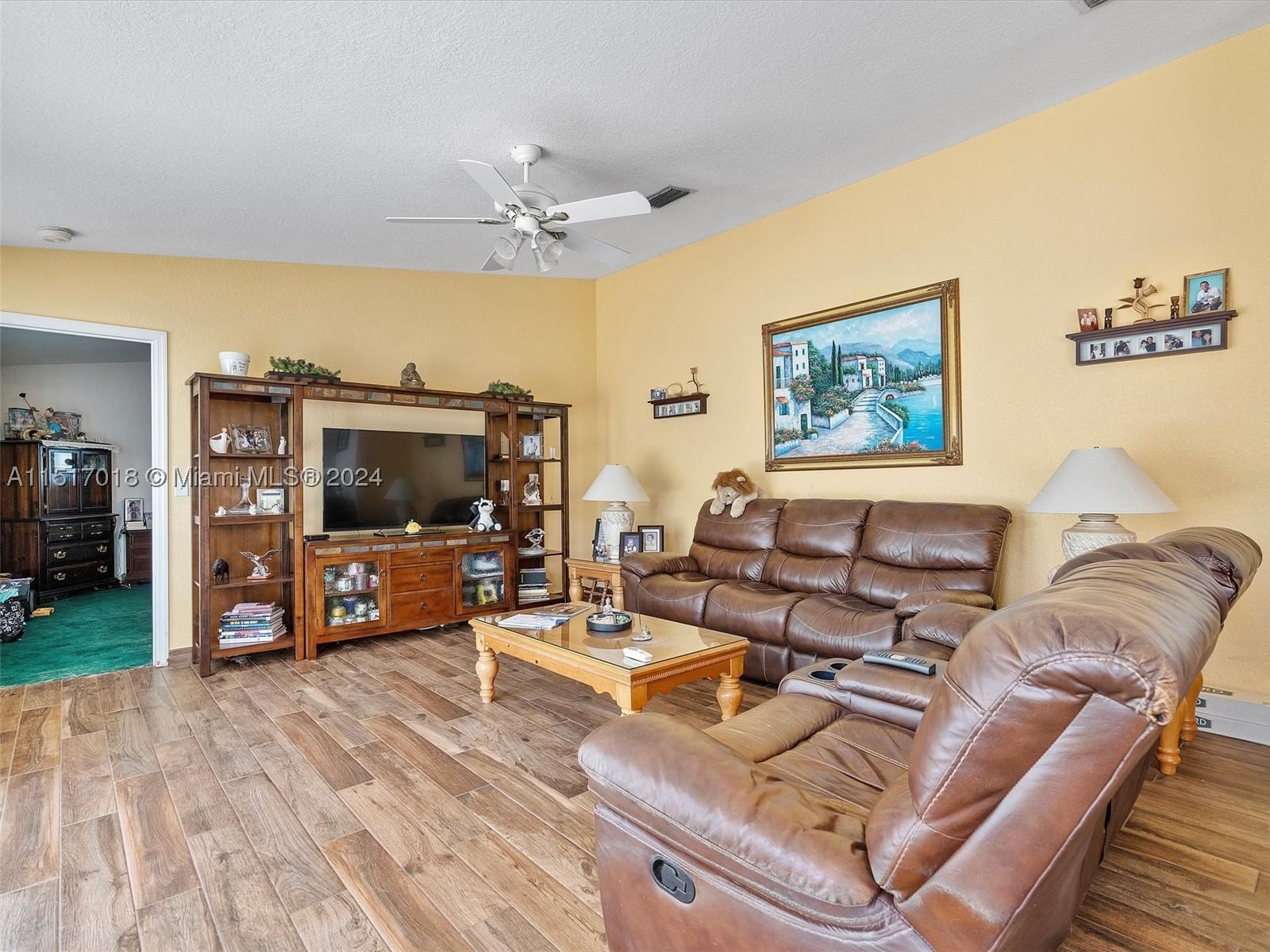 Real estate property located at 5901 160th Ave, Broward, Chambers Land Co Sub Se1/, Southwest Ranches, FL