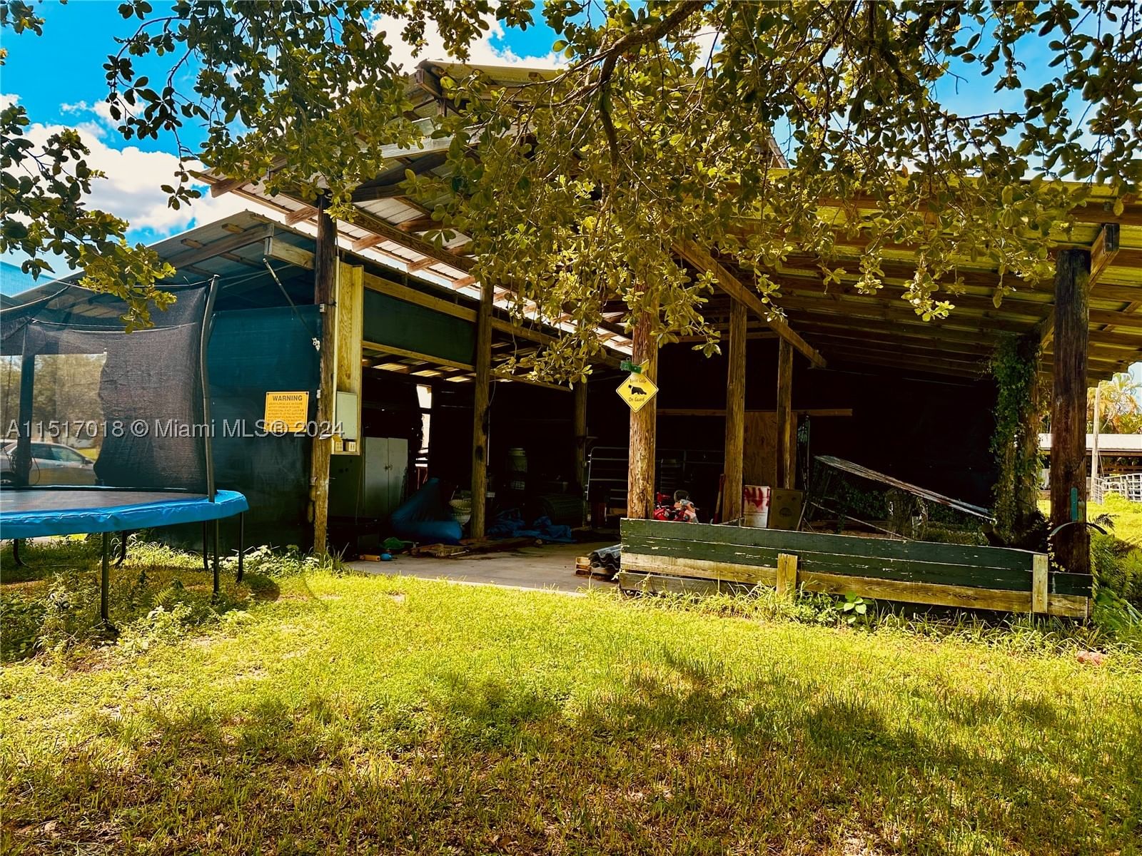 Real estate property located at 5901 160th Ave, Broward, Chambers Land Co Sub Se1/, Southwest Ranches, FL