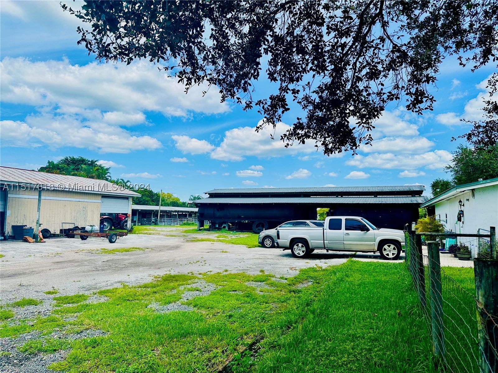 Real estate property located at 5901 160th Ave, Broward, Chambers Land Co Sub Se1/, Southwest Ranches, FL
