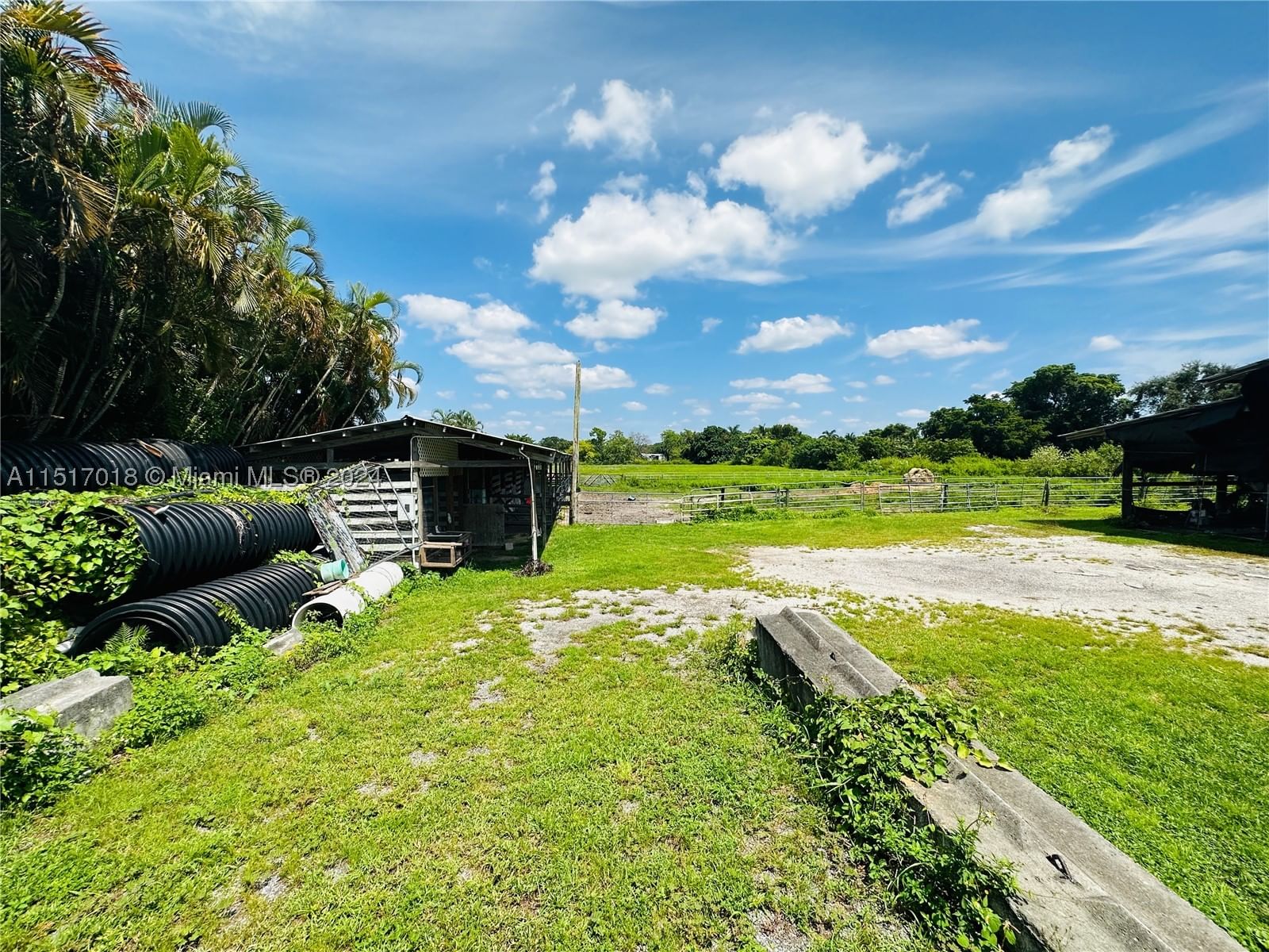 Real estate property located at 5901 160th Ave, Broward, Chambers Land Co Sub Se1/, Southwest Ranches, FL