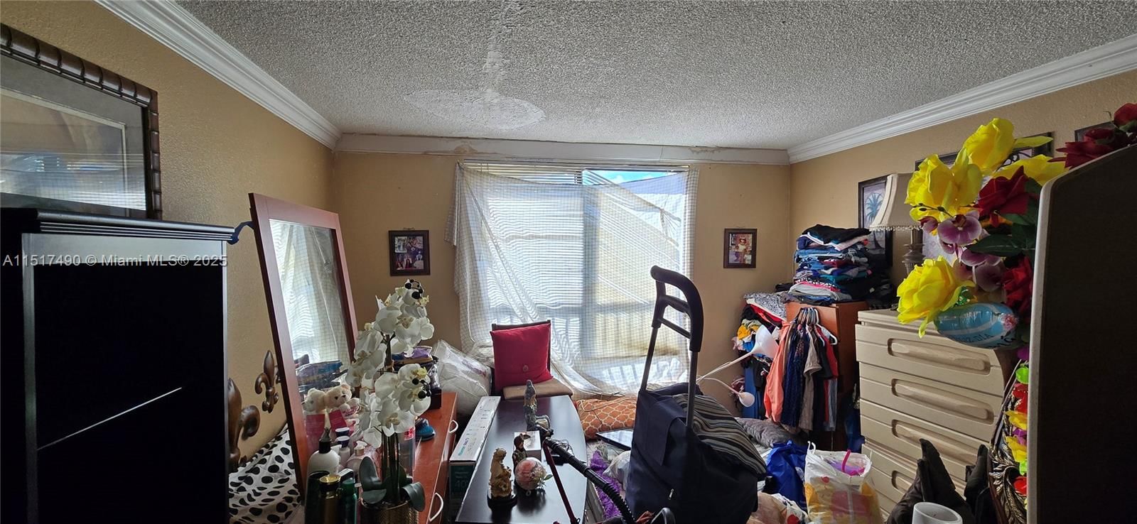 Real estate property located at 606 81st St #117, Miami-dade, Las Estrellas Condo, Hialeah, FL