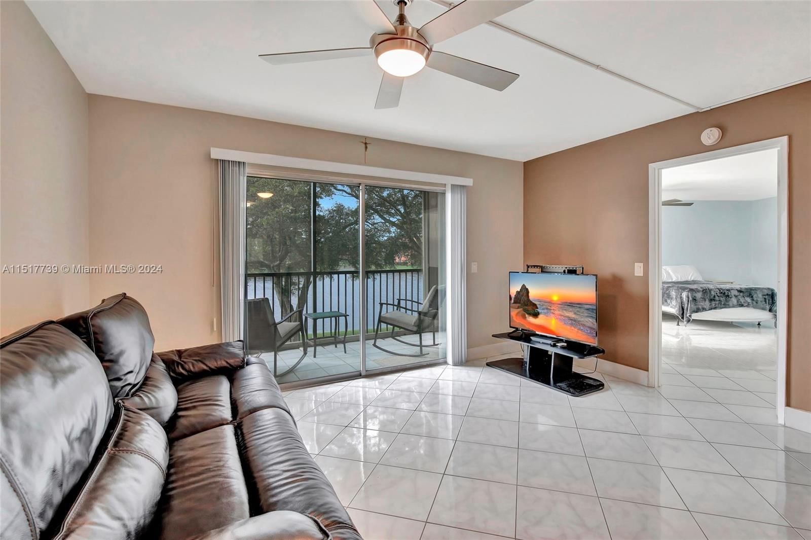 Real estate property located at 850 138th Ave #208D, Broward County, PLYMOUTH AT CENTURY VILLA, Pembroke Pines, FL