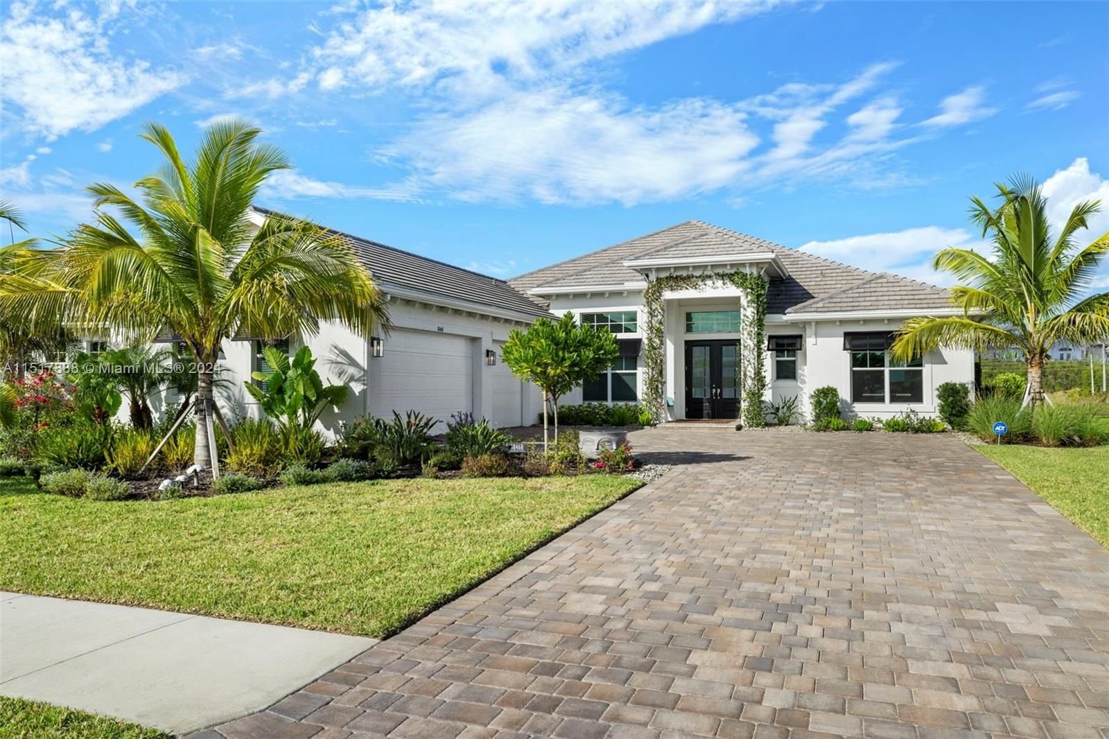 Real estate property located at 18468 WildBlue Blvd, Lee County, WildBlue, Fort Myers, FL