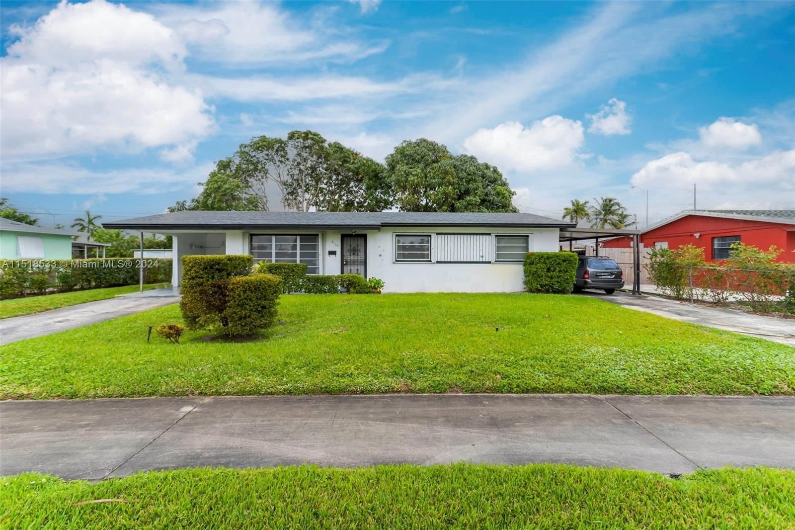 Real estate property located at 5355 182nd St, Miami-Dade County, CAROL CITY LAKE STEVEN ES, Miami Gardens, FL