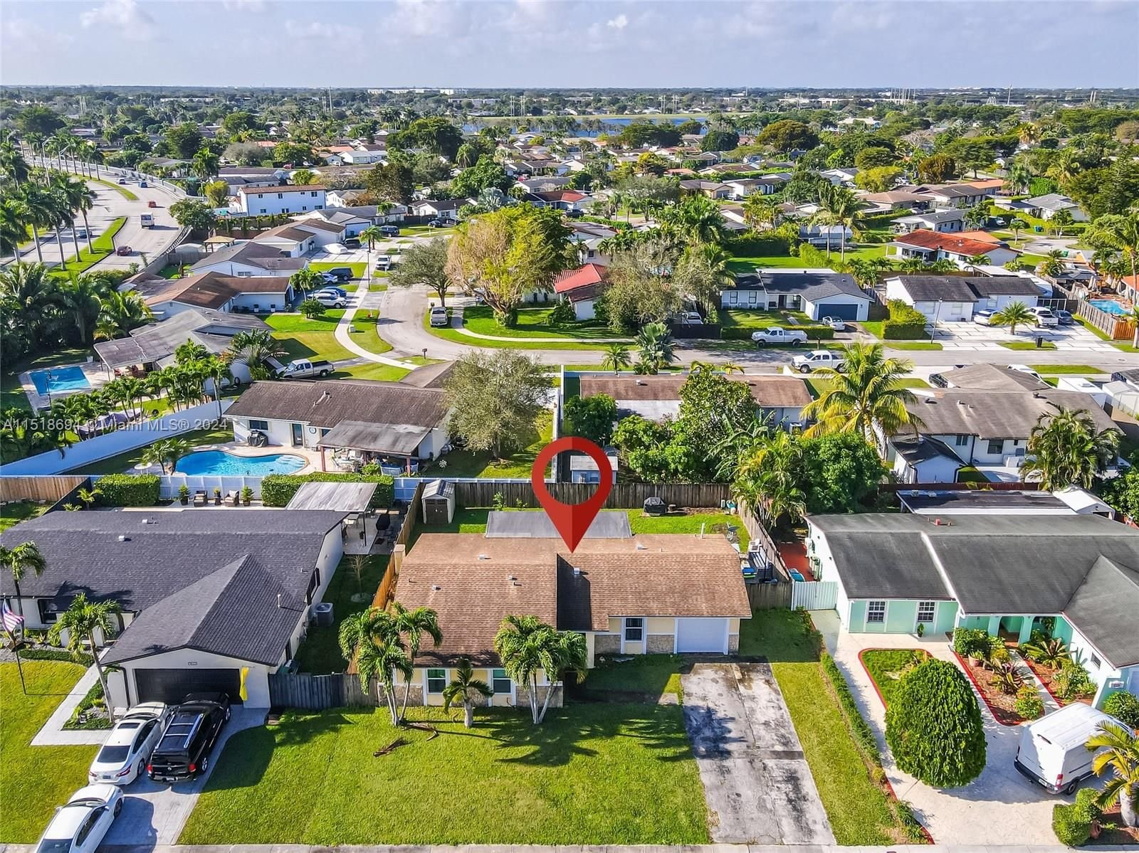 Real estate property located at 7832 128th Pl, Miami-Dade County, WINSTON PARK UNIT TWO, Miami, FL