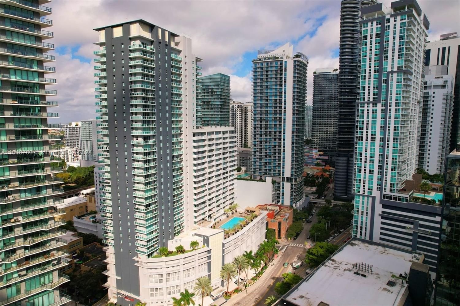 Real estate property located at 1250 Miami Ave #2506, Miami-Dade County, VUE AT BRICKELL CONDO, Miami, FL