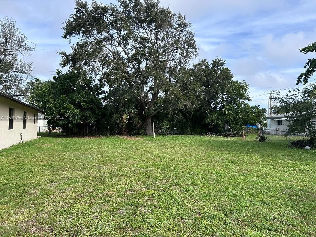 Real estate property located at 710 3rd Pl, Broward County, COLLEGE TRACT 2ND ADD, Dania Beach, FL
