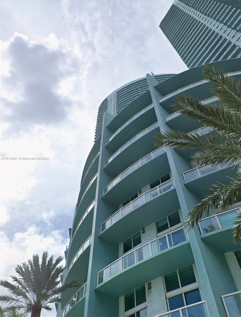 Real estate property located at 1900 Bayshore Dr #512, Miami-Dade County, QUANTUM ON THE BAY CONDO, Miami, FL