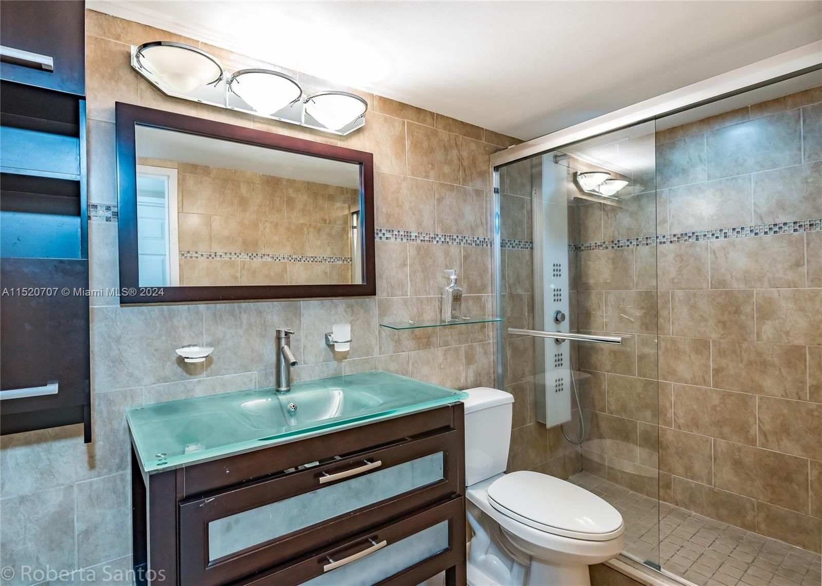 Real estate property located at 3180 Ocean Dr #422, Broward, Parker Dorado Condo, Hallandale Beach, FL