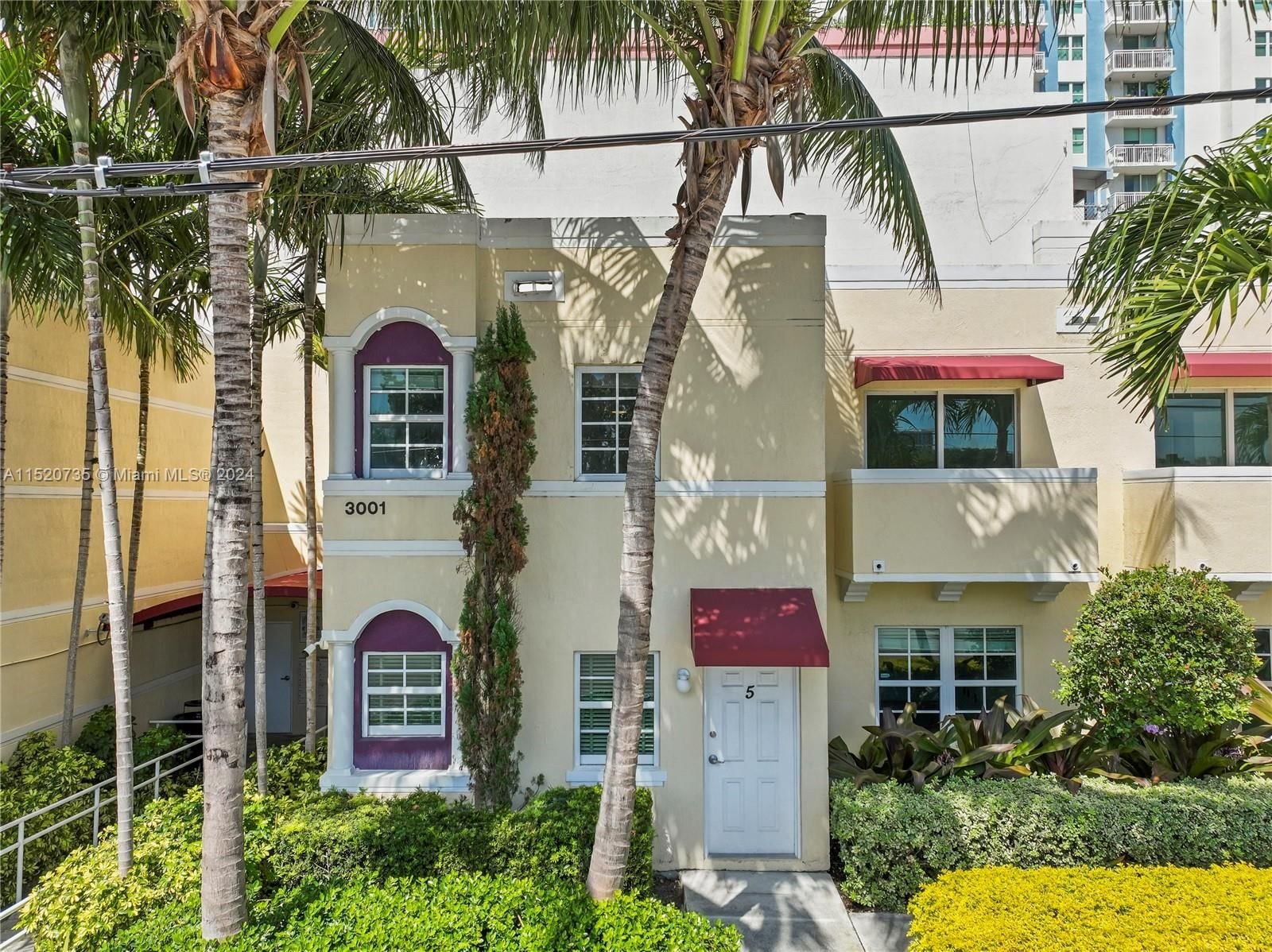 Real estate property located at 3001 22nd Ter TH-5, Miami-Dade County, THE ASTON CONDO, Miami, FL