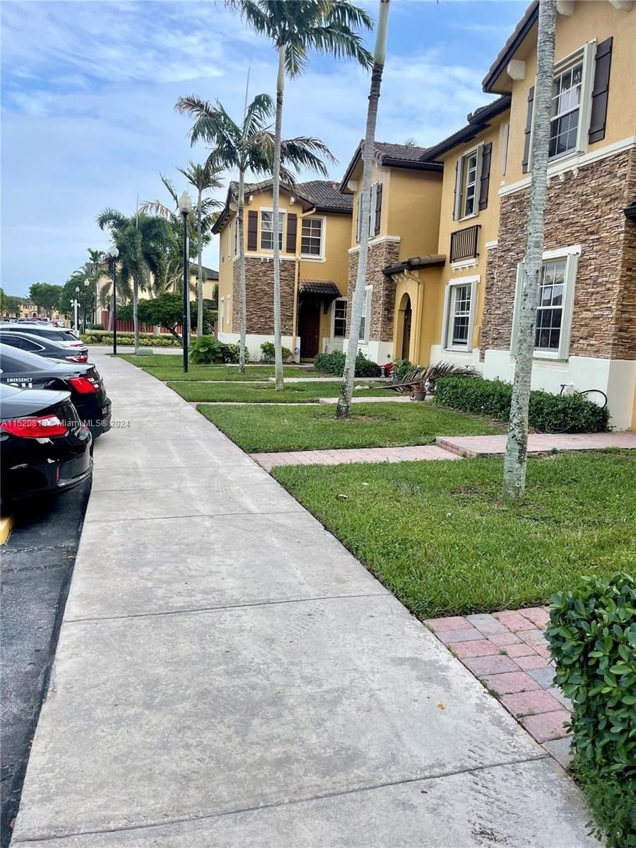Real estate property located at 9207 227th St #7, Miami-Dade County, THE SHORES CONDO NO 2, Cutler Bay, FL