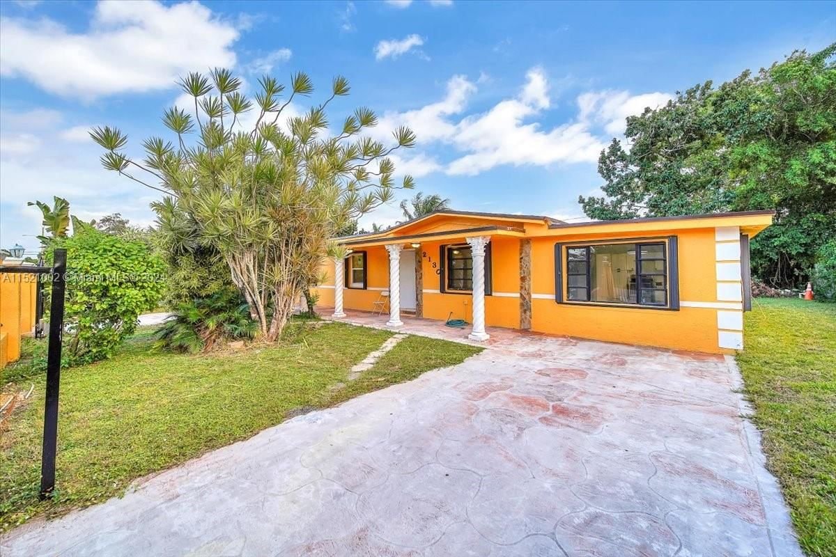 Real estate property located at 2130 124th St, Miami-Dade County, NICHOLS GOLF ESTATES, Miami, FL