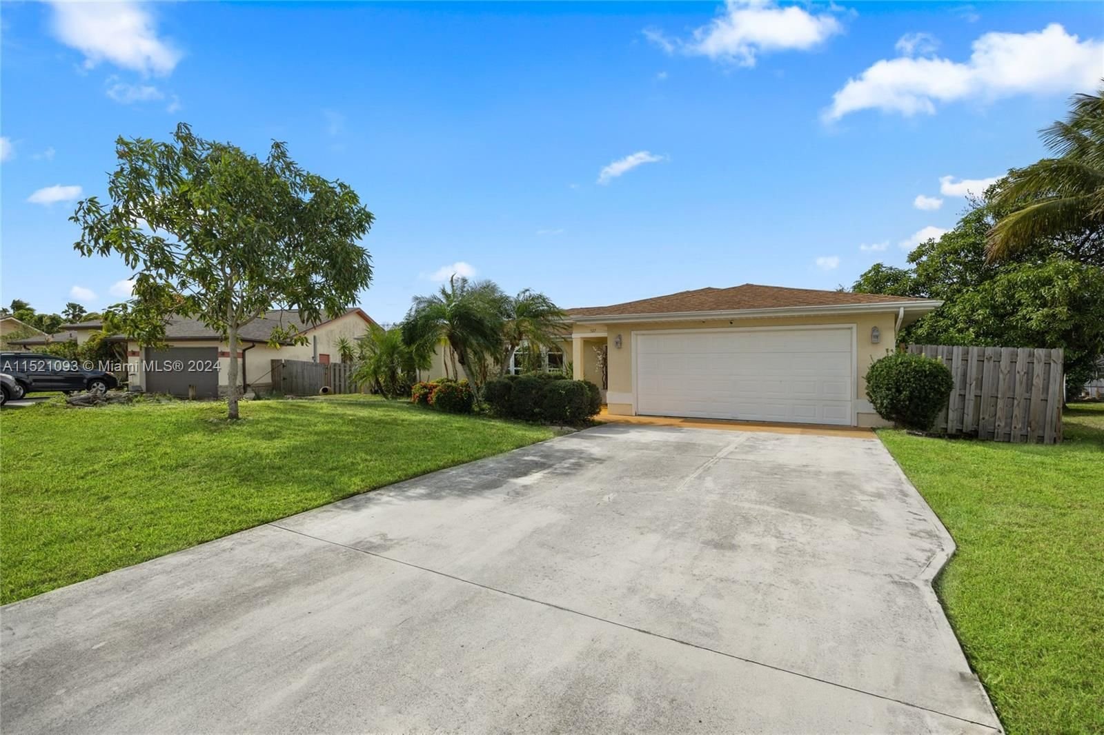Real estate property located at 527 Cliff Rd, St Lucie County, PORT ST LUCIE SECTION 39, Port St. Lucie, FL