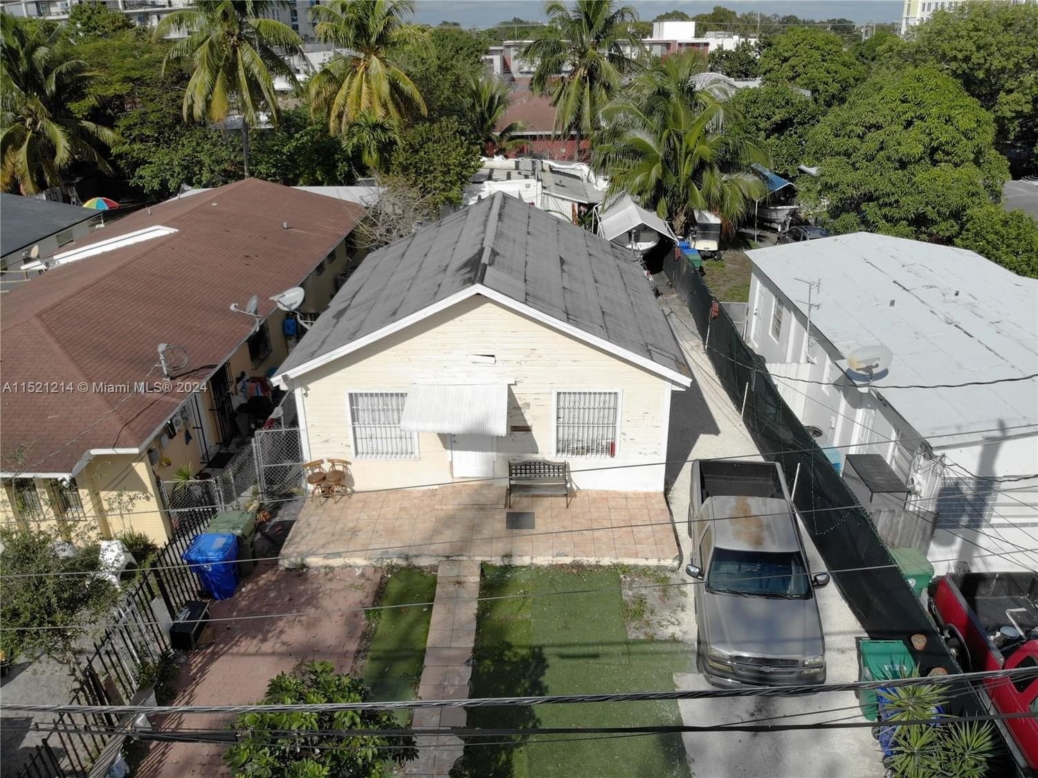 Real estate property located at 1429 34th St, Miami-Dade County, BEVERLY HEIGHTS, Miami, FL