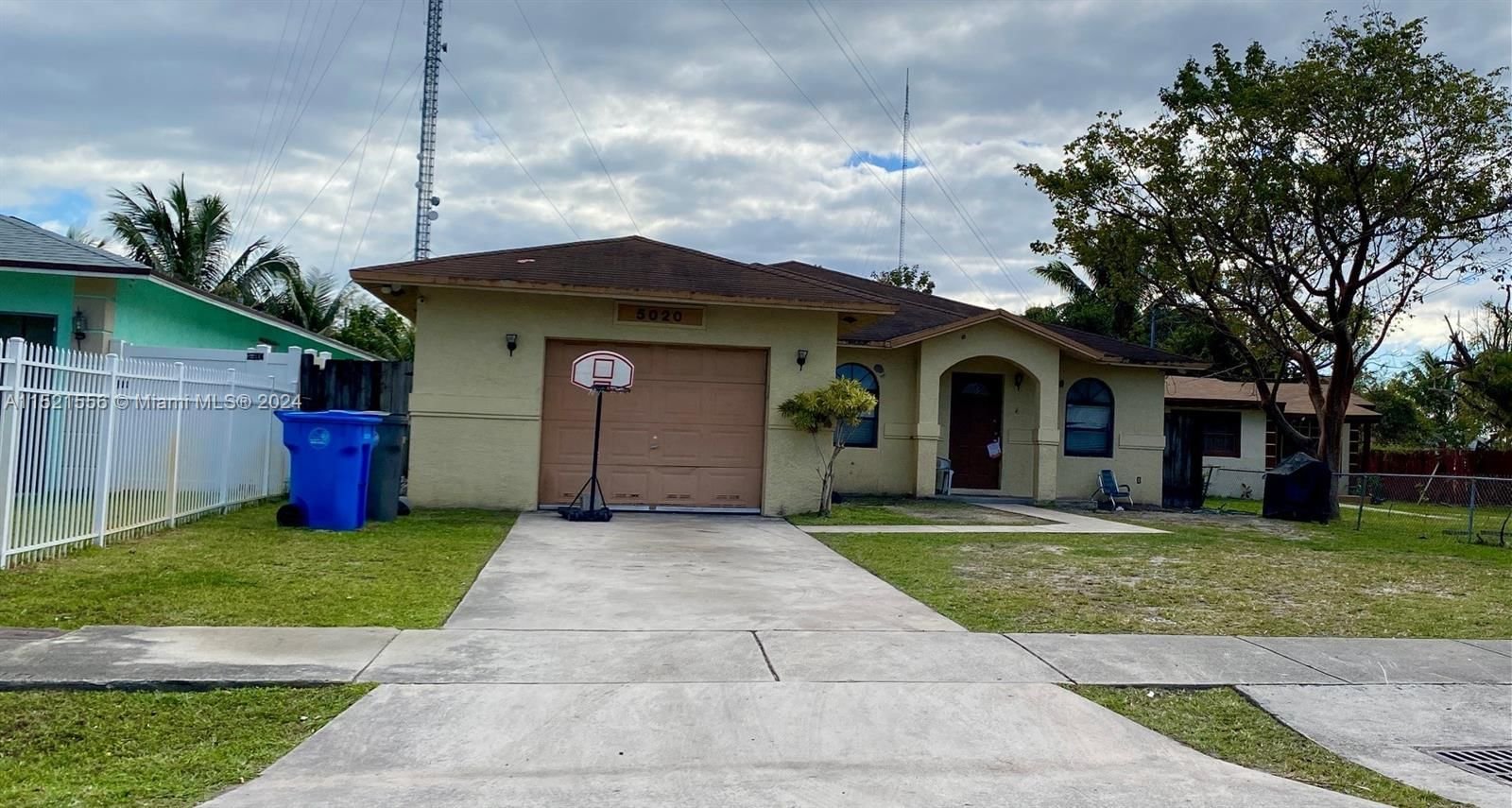 Real estate property located at , Broward County, CARVER RANCHES REV PLAT, West Park, FL