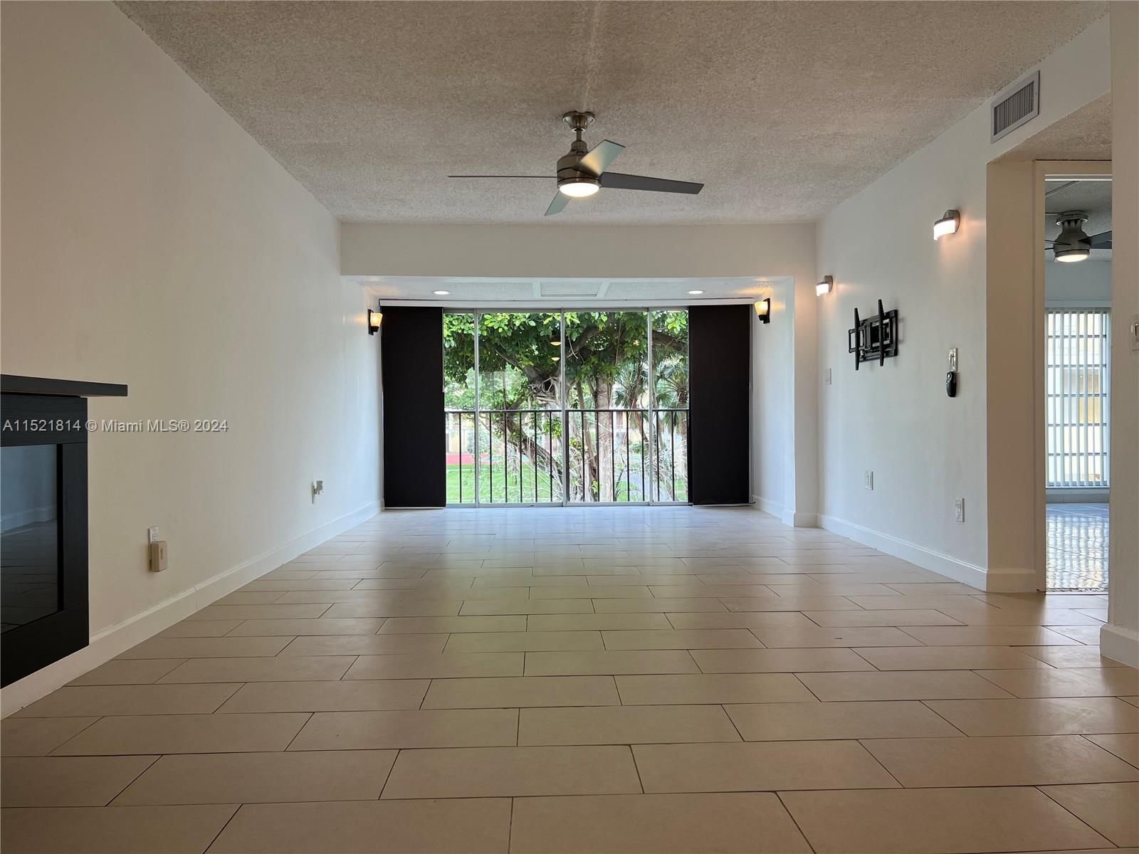 Real estate property located at 9260 Fontainebleau Blvd #202, Miami-Dade County, PARKVIEW CONDO NO 2, Miami, FL